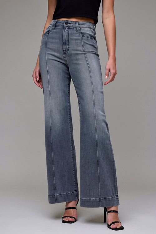 Hidden High Rise Happi Comfort Flare Pintuck Jeans