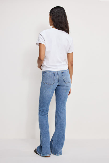 Good American Legs Flare Jeans