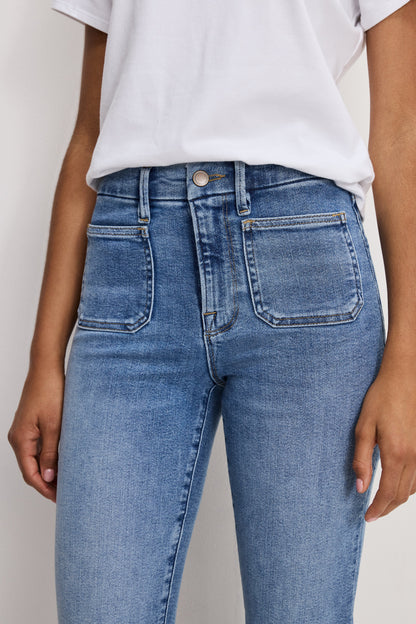 Good American Legs Flare Jeans