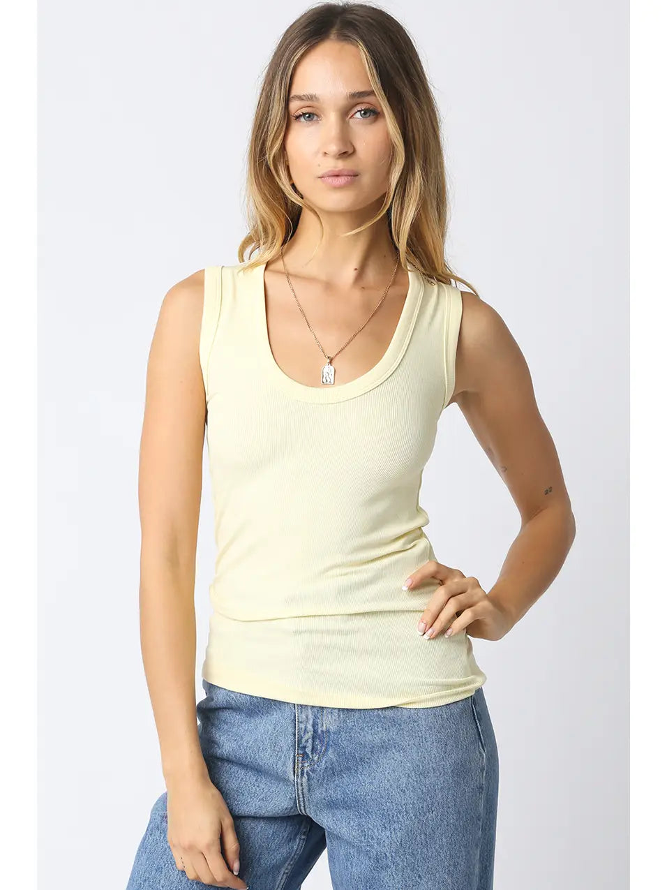 Ribbed Scoop Neck Basic Tank