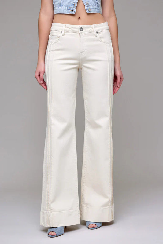Hidden Mid Rise Comfort Flare Jean