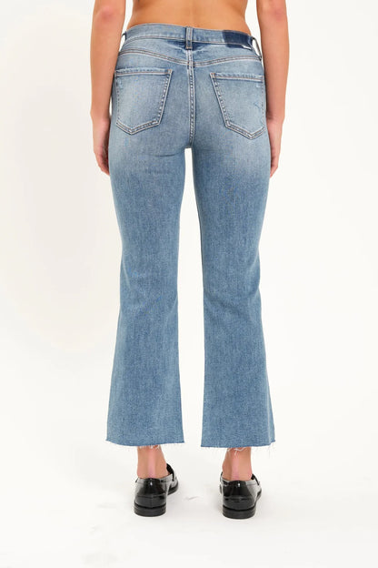Daze Runaway Crop Flare