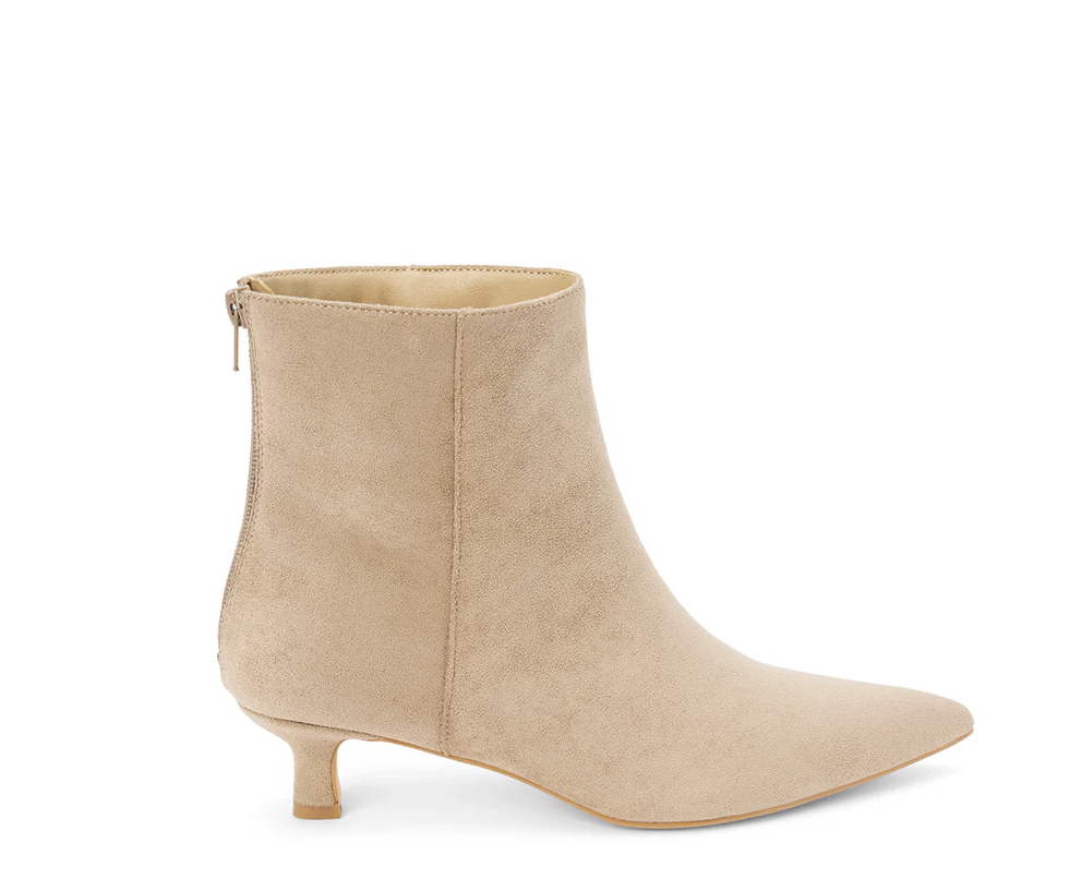 Genesis Bootie