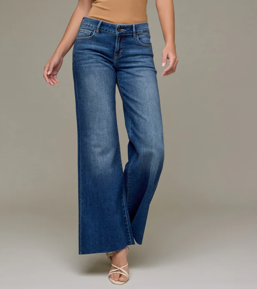 Hidden Happi Low Rise 33" Inseam Comfort Flare