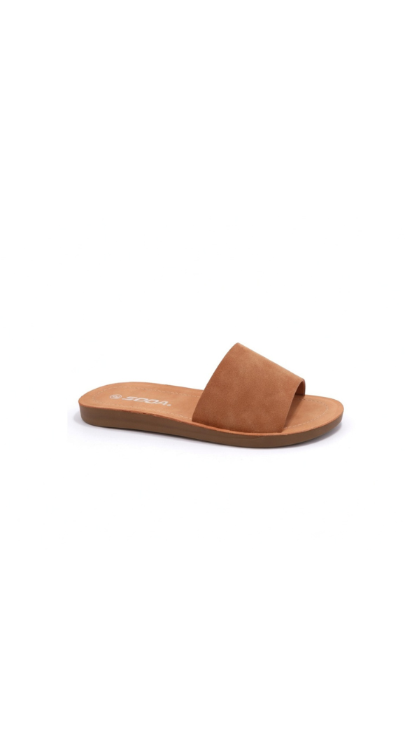 Effron Flat Sandal