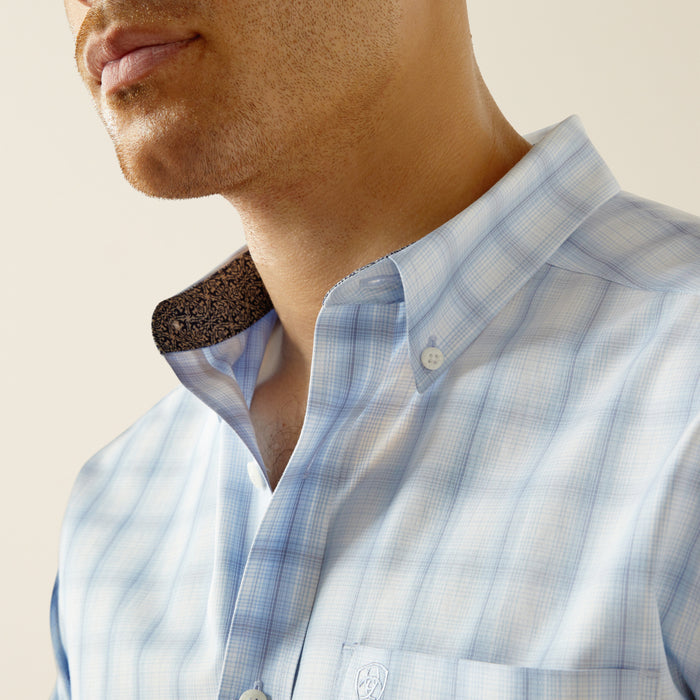 Ariat Men's Diego Blue Plaid Wrinkle Free Slim Fit Button Long Sleeve Western Shirt 10058992