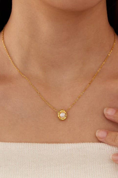 Dainty Pearl Non-Tarnish Necklace