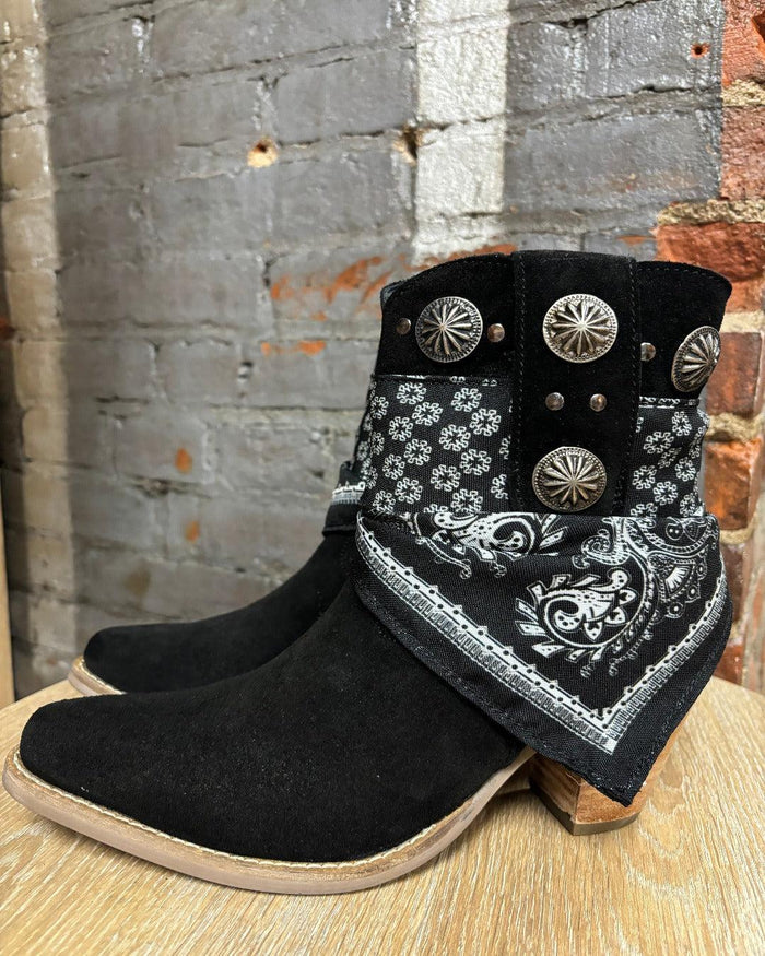 Dingo Women's Black Bandida Cowgirl Ankle Booties DI184-BLK-Painted Cowgirl Western Store