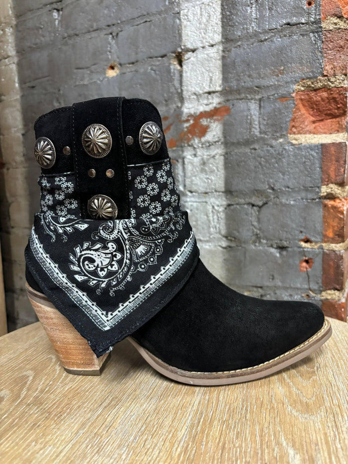Dingo Women's Black Bandida Cowgirl Ankle Booties DI184-BLK-Painted Cowgirl Western Store
