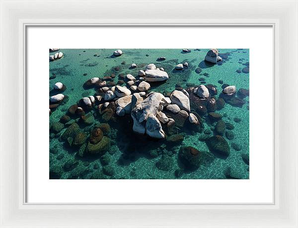 16" x 10.5" / White / White