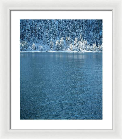 16.5" x 20" / White / White