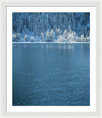 25" x 30" / White / White