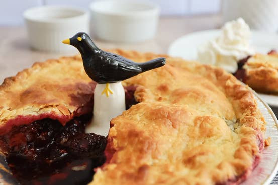 Fox Run Blackbird Pie Vent, Pie Bird For Baking, 3” x 3.25”