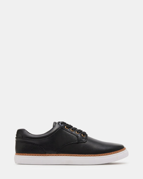 GUSS Black Low-Top Men's Casual Shoe | Steve Madden