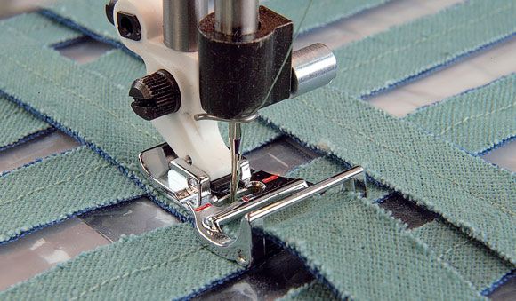 Husqvarna Viking Chenille Stitching Foot 412975245 - Genuine