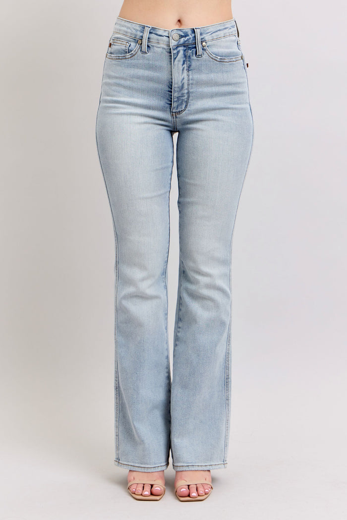Judy Blue Women's Light Wash High-Rise Tummy Control Bootcut Jeans 88784