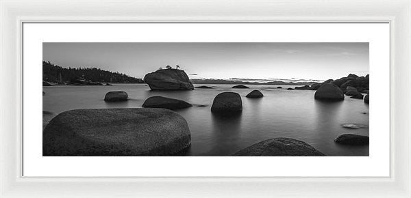 30.000" x 10.625" / White / White