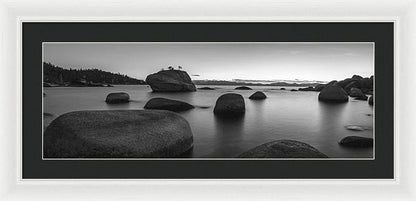 30.000" x 10.625" / White / Black