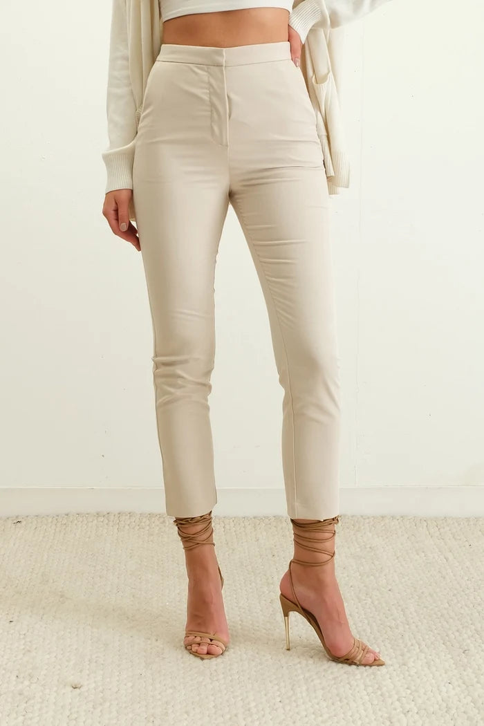 Tatum Solid Pixie Pants