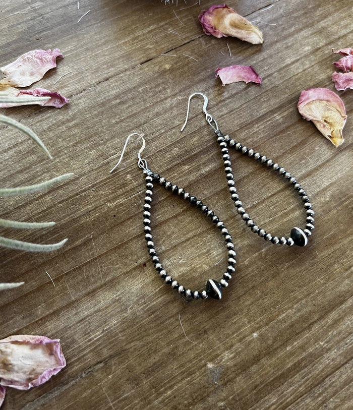 The Bijoux FAB Sterling Silver Pearl Teardrop Small Hook Earrings EAR-STE-038 EAR-NAV-038-DAN