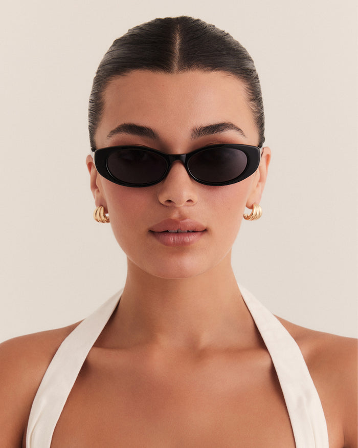 THE OLIVIA - BLACK-BLACK-SUNGLASSES-BANBE-BILLINI USA