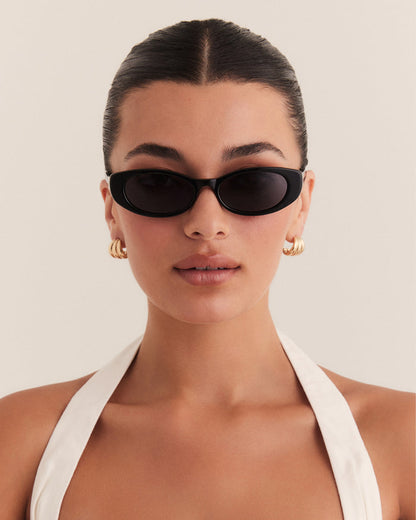 THE OLIVIA - BLACK-BLACK-SUNGLASSES-BANBE-BILLINI USA