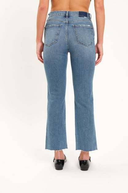 Daze Shy Girl Seam Crop Flare