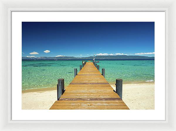 24" x 16" / White / White