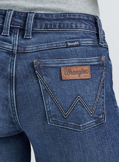 Wrangler Retro Women's Mae Cassie Mid Rise Wide Leg Trouser Jean 112352976