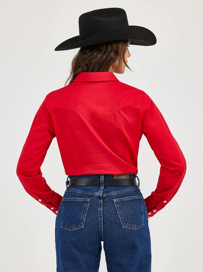 Wrangler Retro Women's Solid Red Slim Fit Button Long Sleeve Western Shirt 112358017
